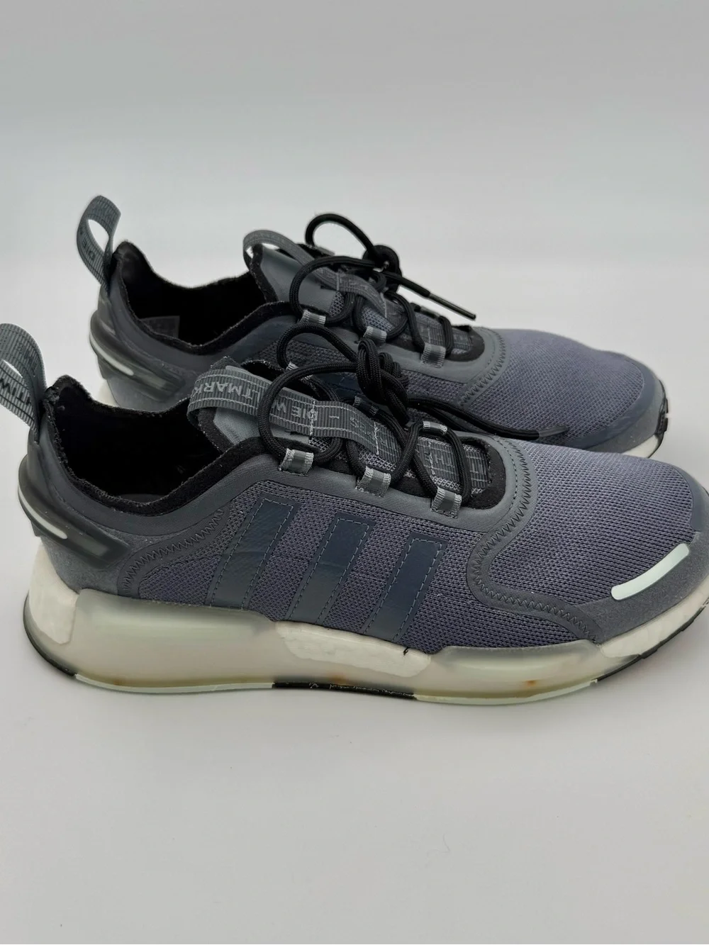 adidas NMD V3 Men’s Low Top Lace-Up Athletic Sneakers Onix/Ice Mint GZ4353